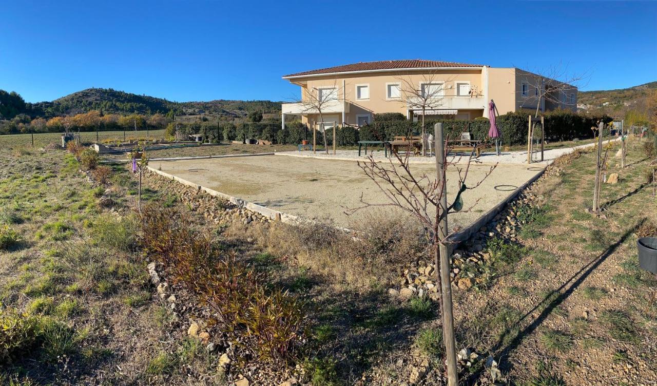 Appartement Entre Lac Et Mer Avec Piscine Péret Exteriér fotografie
